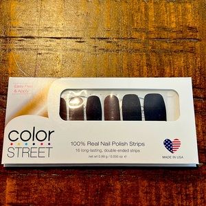 Color Street Made in Milan

Sealed in package